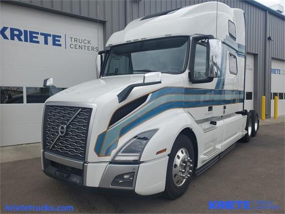 2020 Volvo VNL64T860