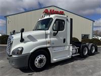 2020 Freightliner Cascadia 125