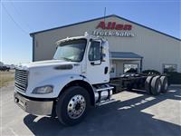 2010 Freightliner M2 112