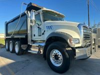 2024 Mack GR64F
