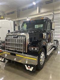 2025 Western Star 49X 72" Mid Roof