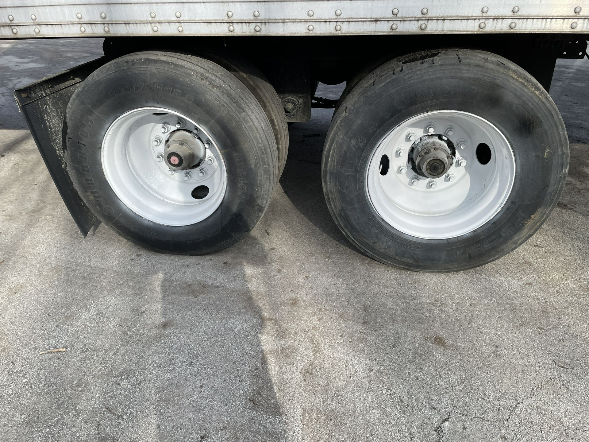 2016 Hyundai Translead - image 5