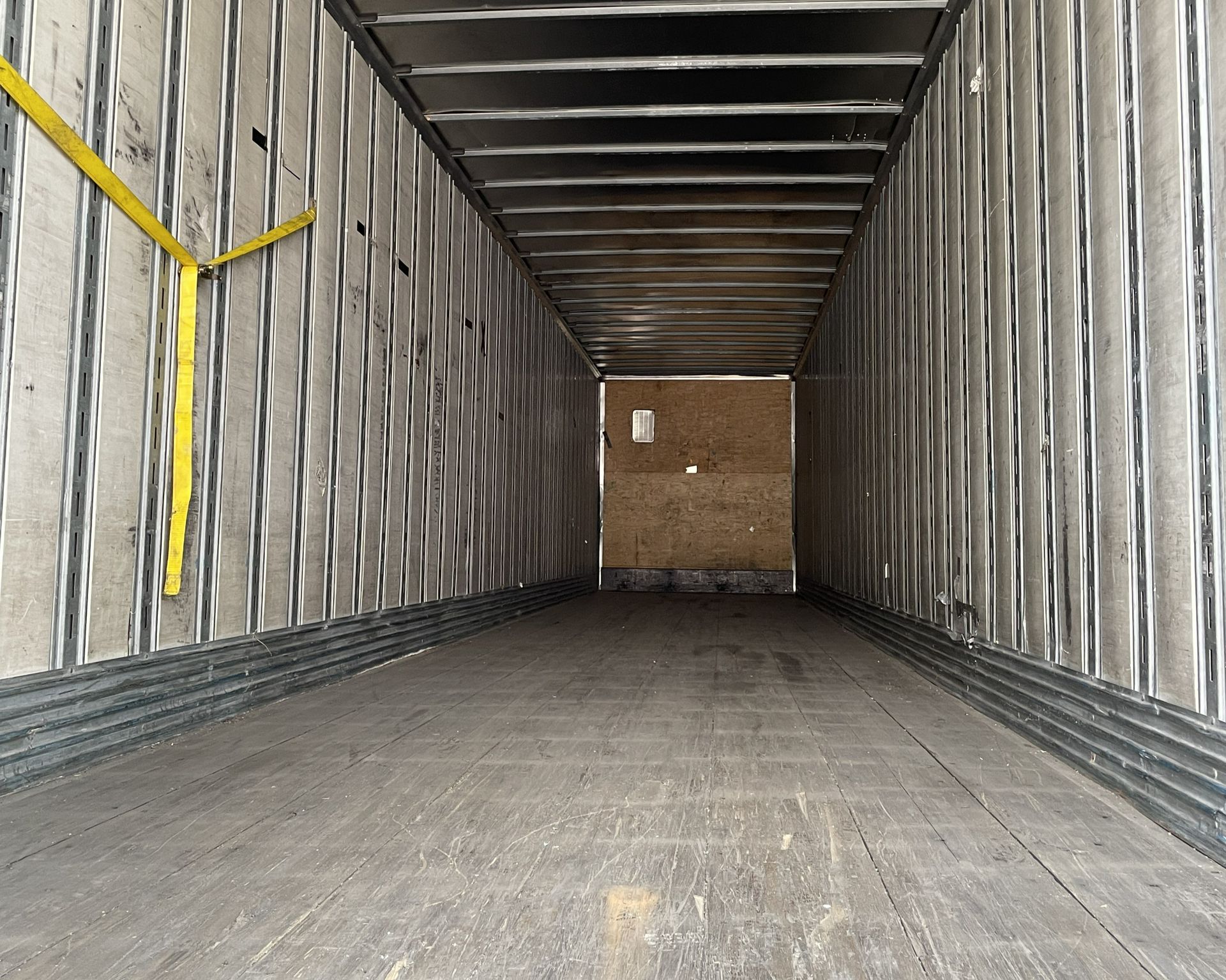 2016 Hyundai Translead - image 6