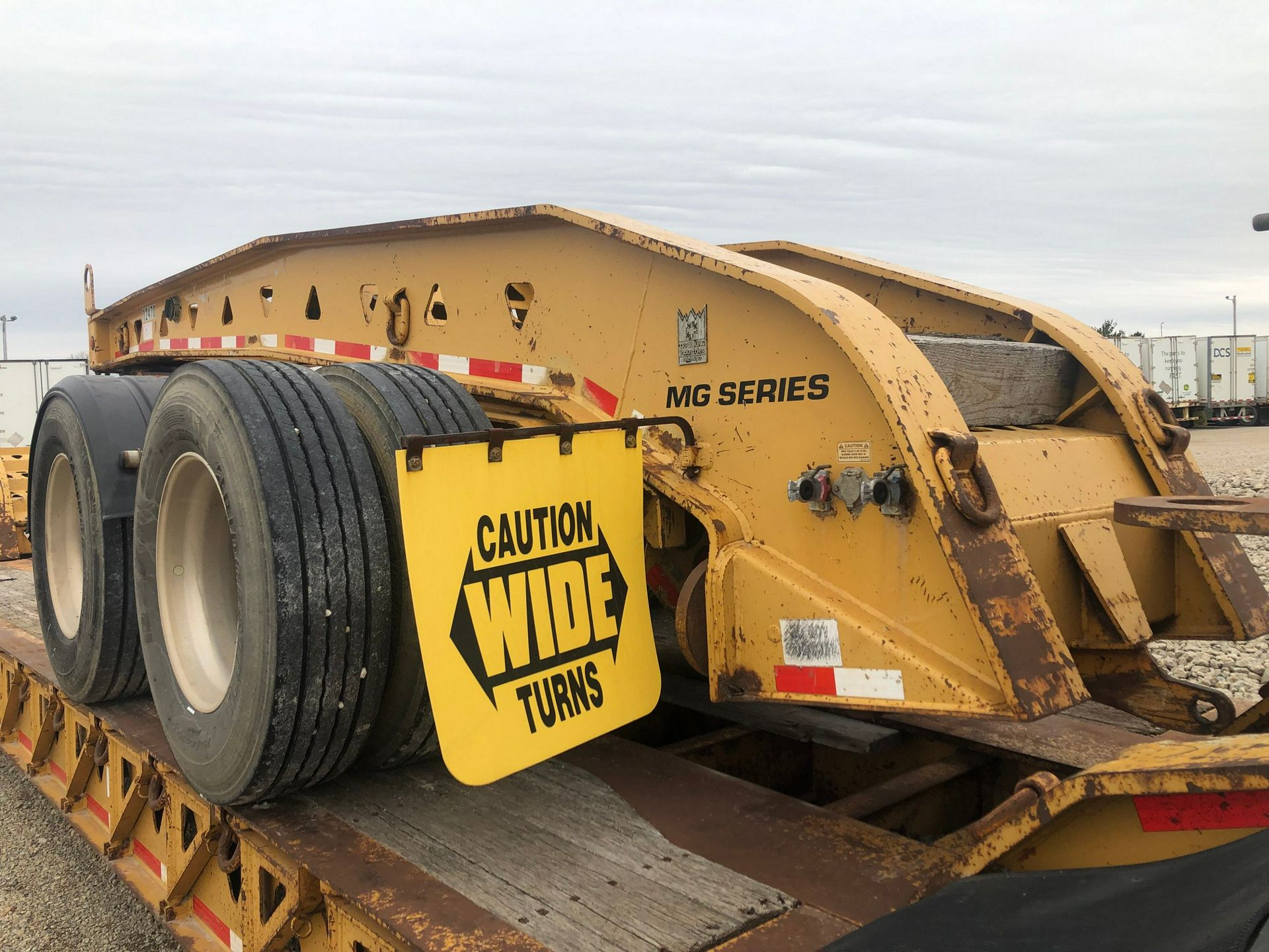 2009 Trail King - image 5