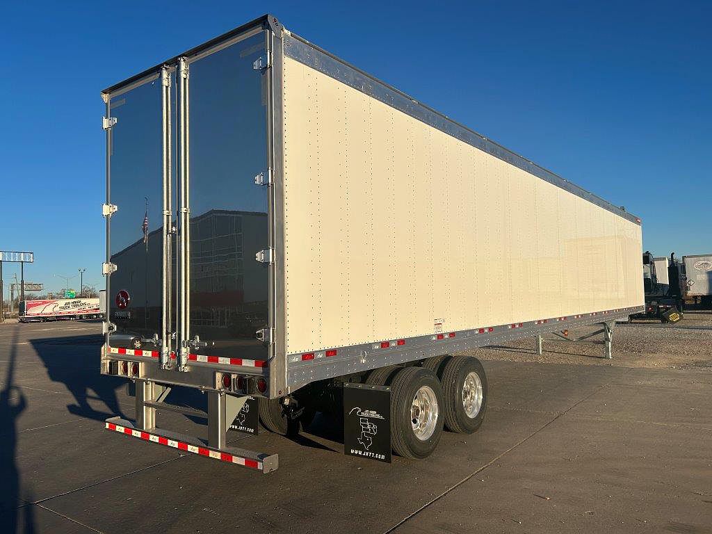 2027 Great Dane in Council Bluffs, IA — photo 2