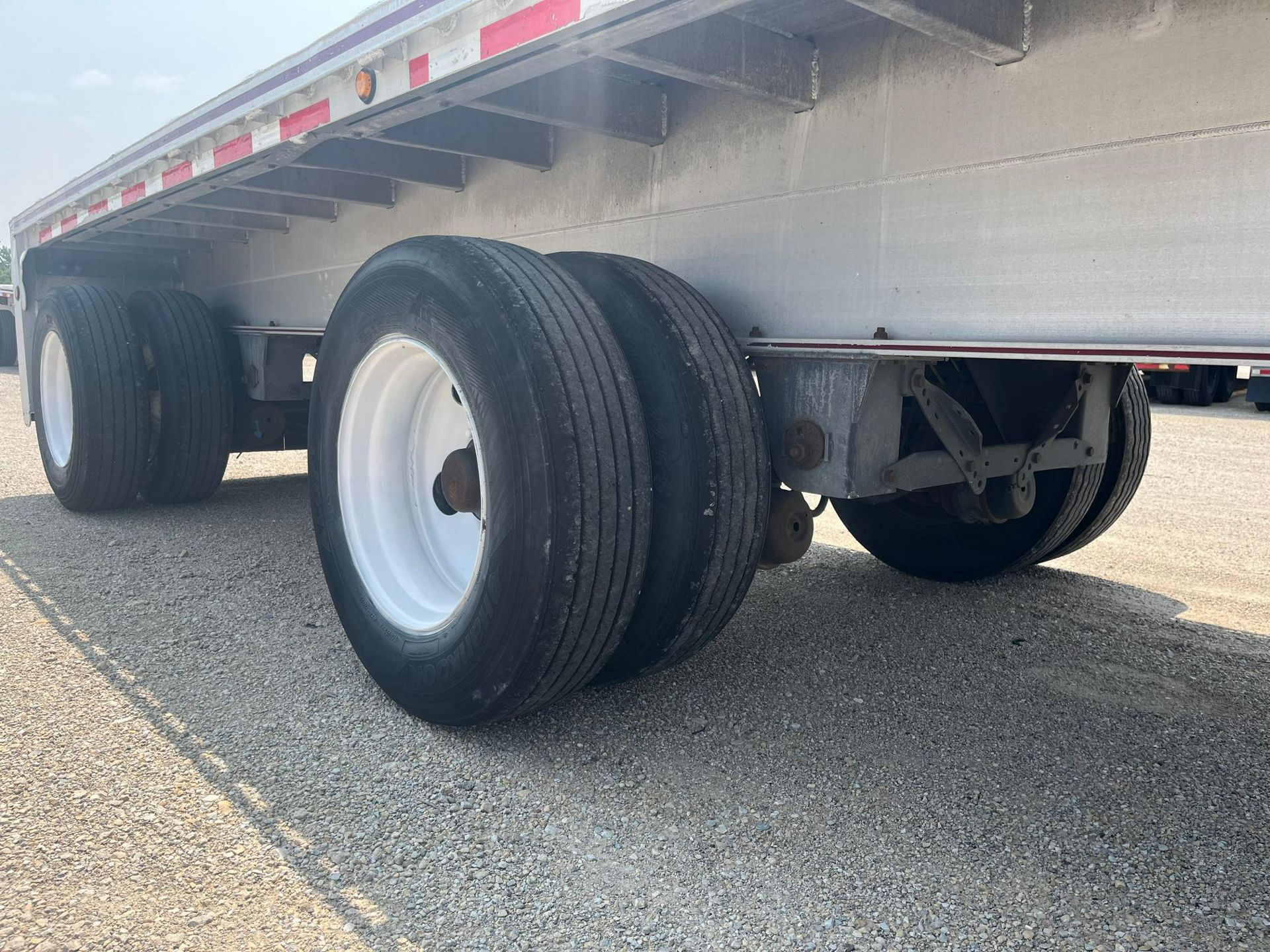 2013 MAC Trailer - image 5