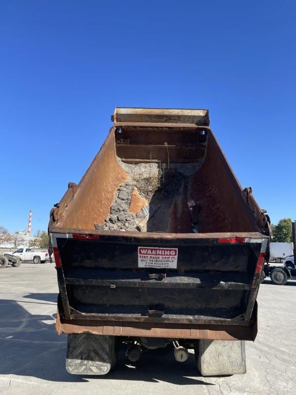 2003 Kenworth W900 - image 2