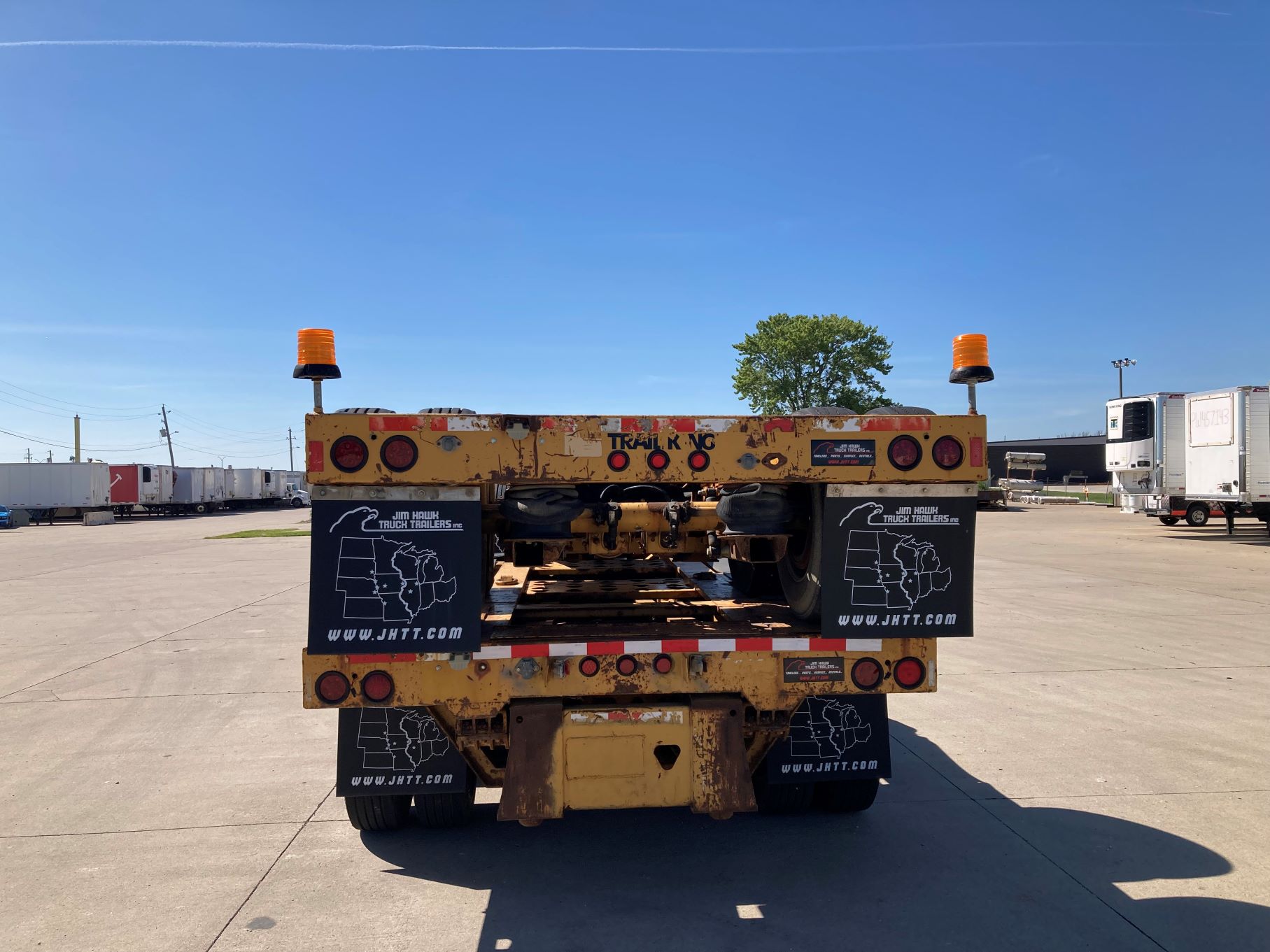 2009 Trail King - image 3