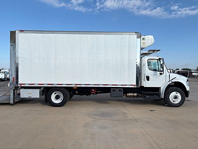 2018 Freightliner M2 106