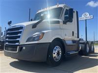 2020 Freightliner Cascadia 126