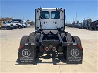 2020 Freightliner Cascadia 126