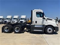 2020 Freightliner Cascadia 126