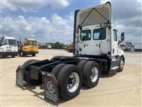 2020 Freightliner Cascadia 126