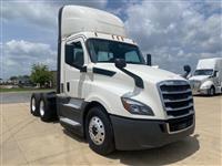 2020 Freightliner Cascadia 126