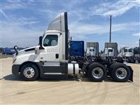 2020 Freightliner Cascadia 126