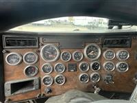 2000 Peterbilt 357