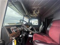 1996 Freightliner FLD120