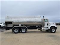 2004 Peterbilt 330