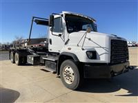 2013 Freightliner 114SD