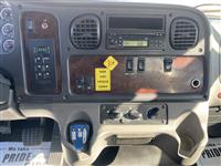 2007 Freightliner M2 112