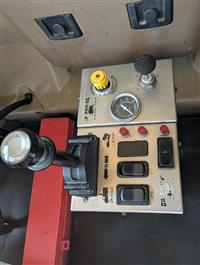 2016 Mack GU713
