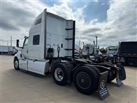 2022 International LT625