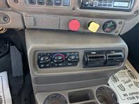 2001 Mack CH612