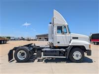 2001 Mack CH612