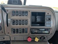 2001 Mack CH612