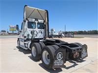 2015 Freightliner CASCADIA 125