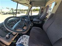 2015 Freightliner CASCADIA 125