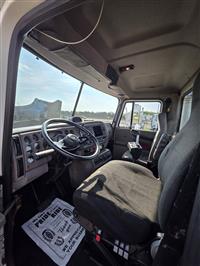 2001 Mack CH612
