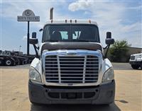 2015 Freightliner CASCADIA 125