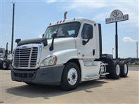 2015 Freightliner CASCADIA 125