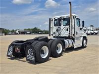 2015 Freightliner CASCADIA 125