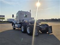 2011 Kenworth T800