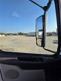 2015 Volvo VNL64T300