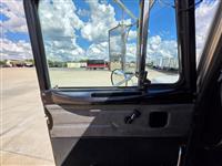 2003 Peterbilt 379