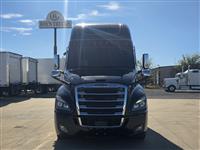 2021 Freightliner Cascadia 126