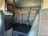 2016 Freightliner CASCADIA 125