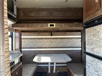 2019 Freightliner CASCADIA 125