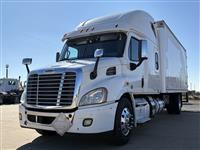 2015 Freightliner CASCADIA 113