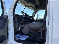 2015 Freightliner CASCADIA 113