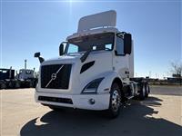 2020 Volvo VNR64T300