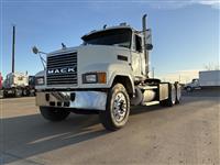 1996 Mack CH613