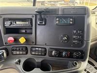 2017 Freightliner CASCADIA 113