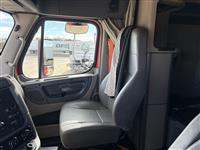 2017 Freightliner CASCADIA 113