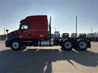 2017 Freightliner CASCADIA 113