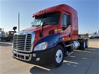 2017 Freightliner CASCADIA 113