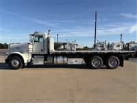 2016 Peterbilt 389